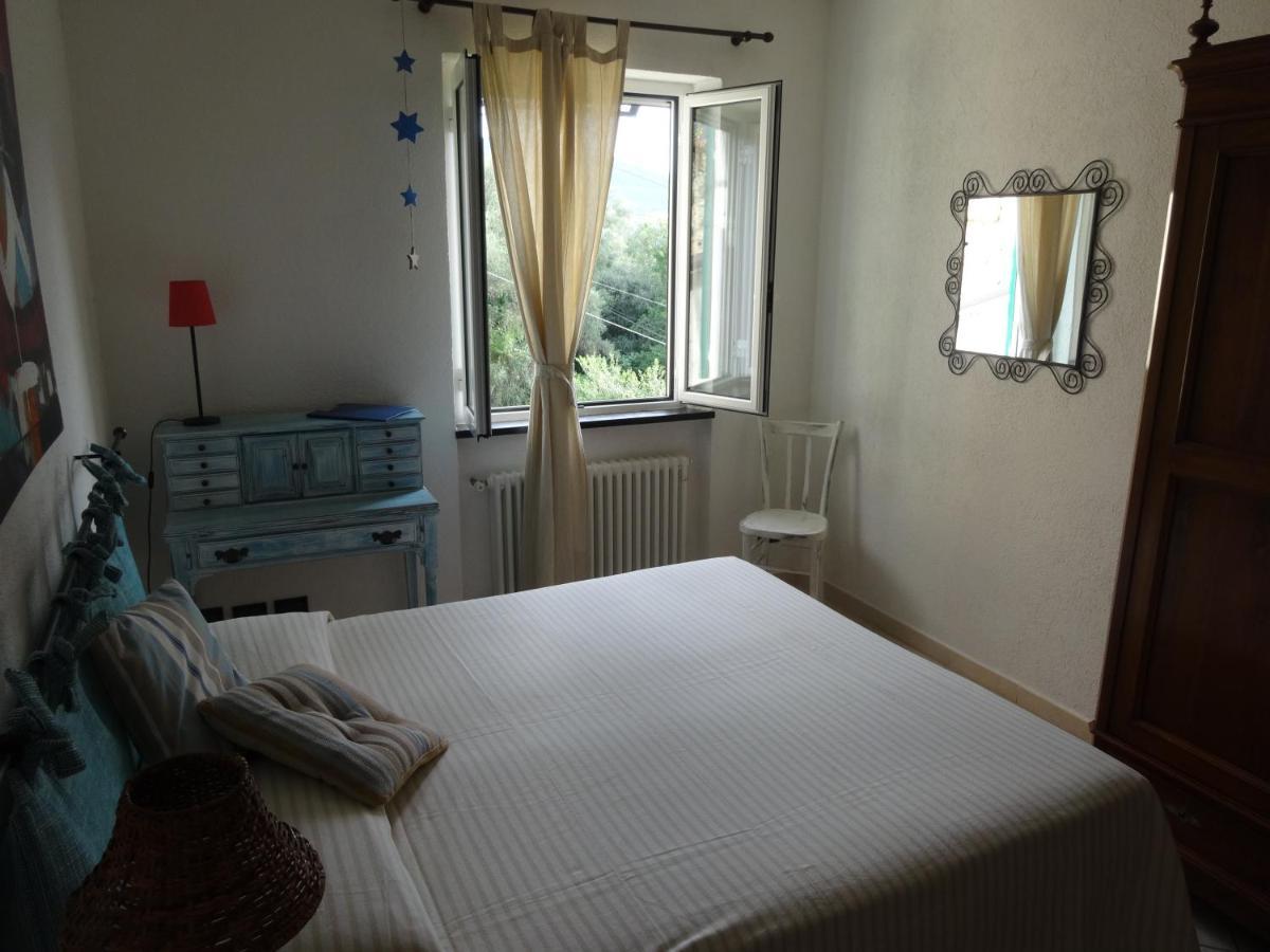 B&B Rubando Le Nuvole Orco Feglino Exterior foto