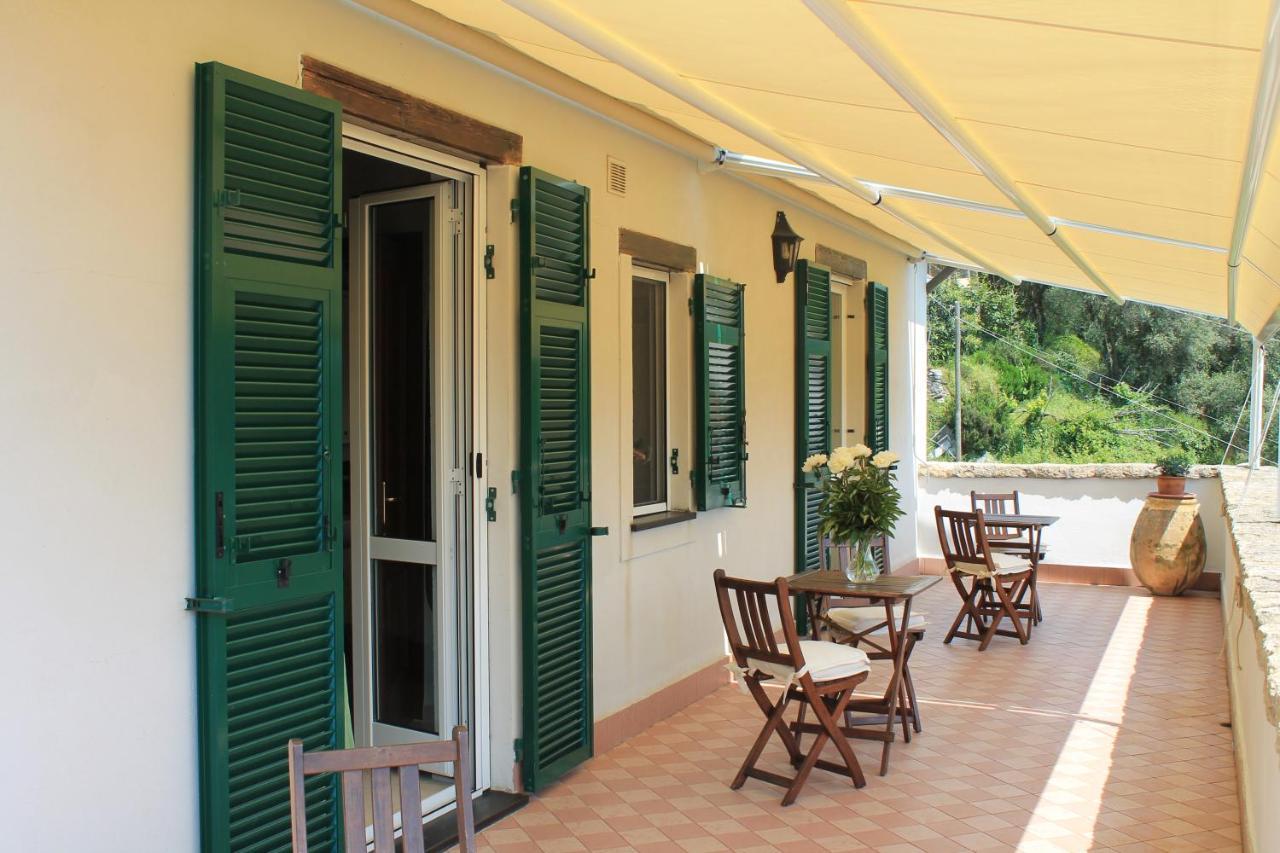 B&B Rubando Le Nuvole Orco Feglino Exterior foto