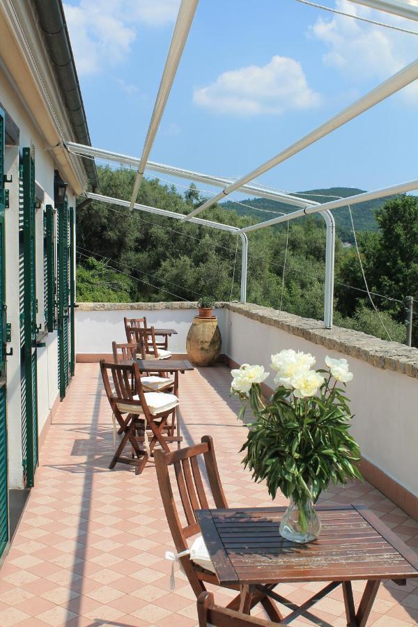 B&B Rubando Le Nuvole Orco Feglino Exterior foto